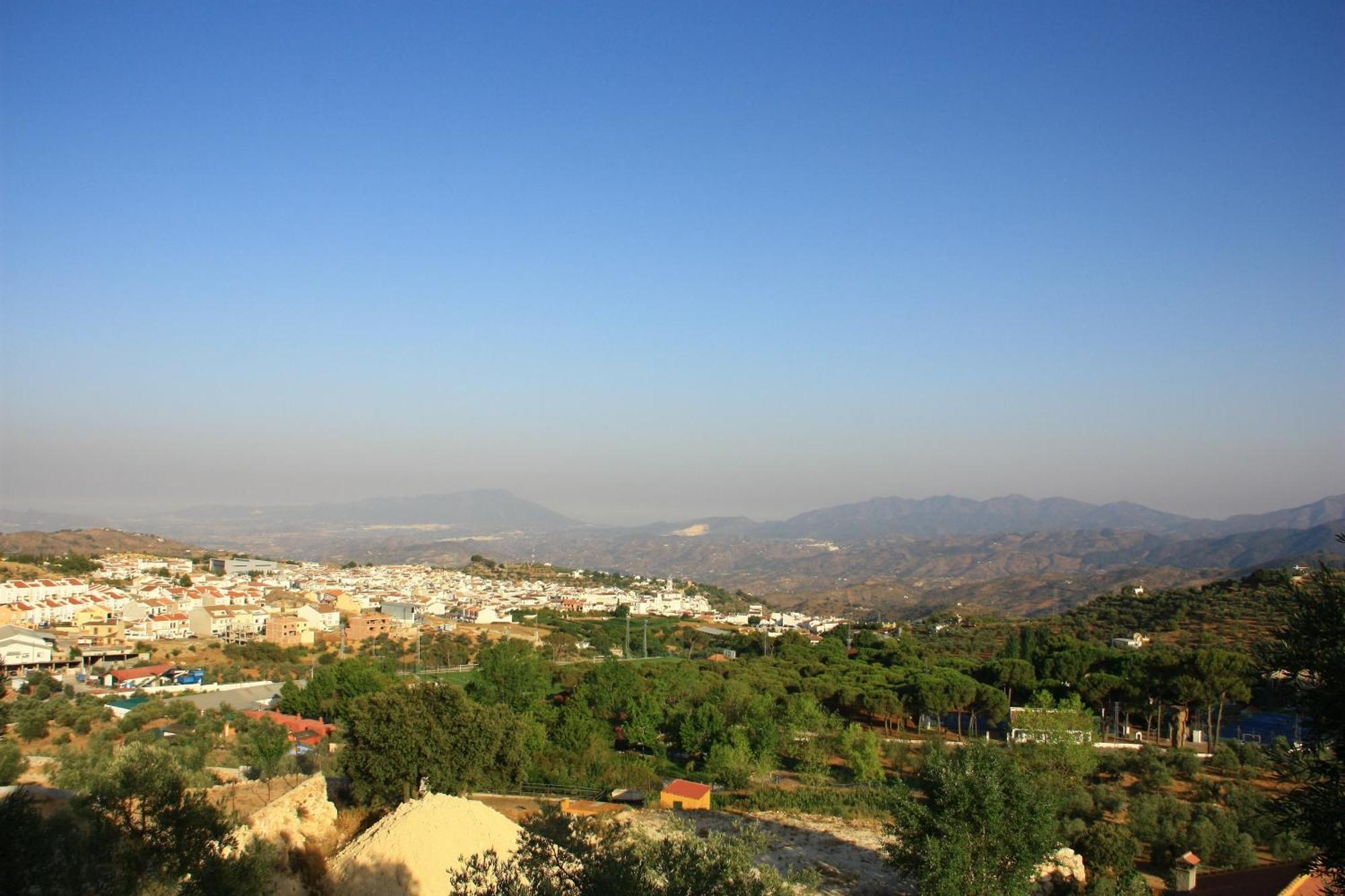 Camping Sierra De Las Nieves Yunquera Eksteriør billede